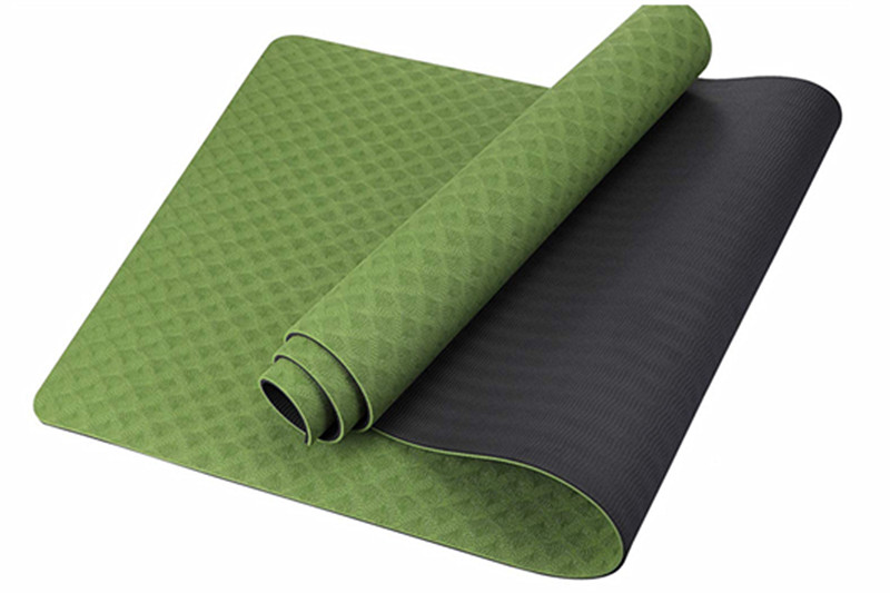 Convenient Green Yoga Mat Free Strap