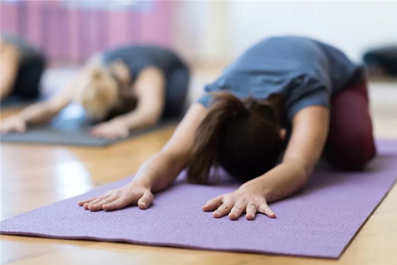 3 razones por las que AHORA es el momento adecuado para comenzar a hacer yoga